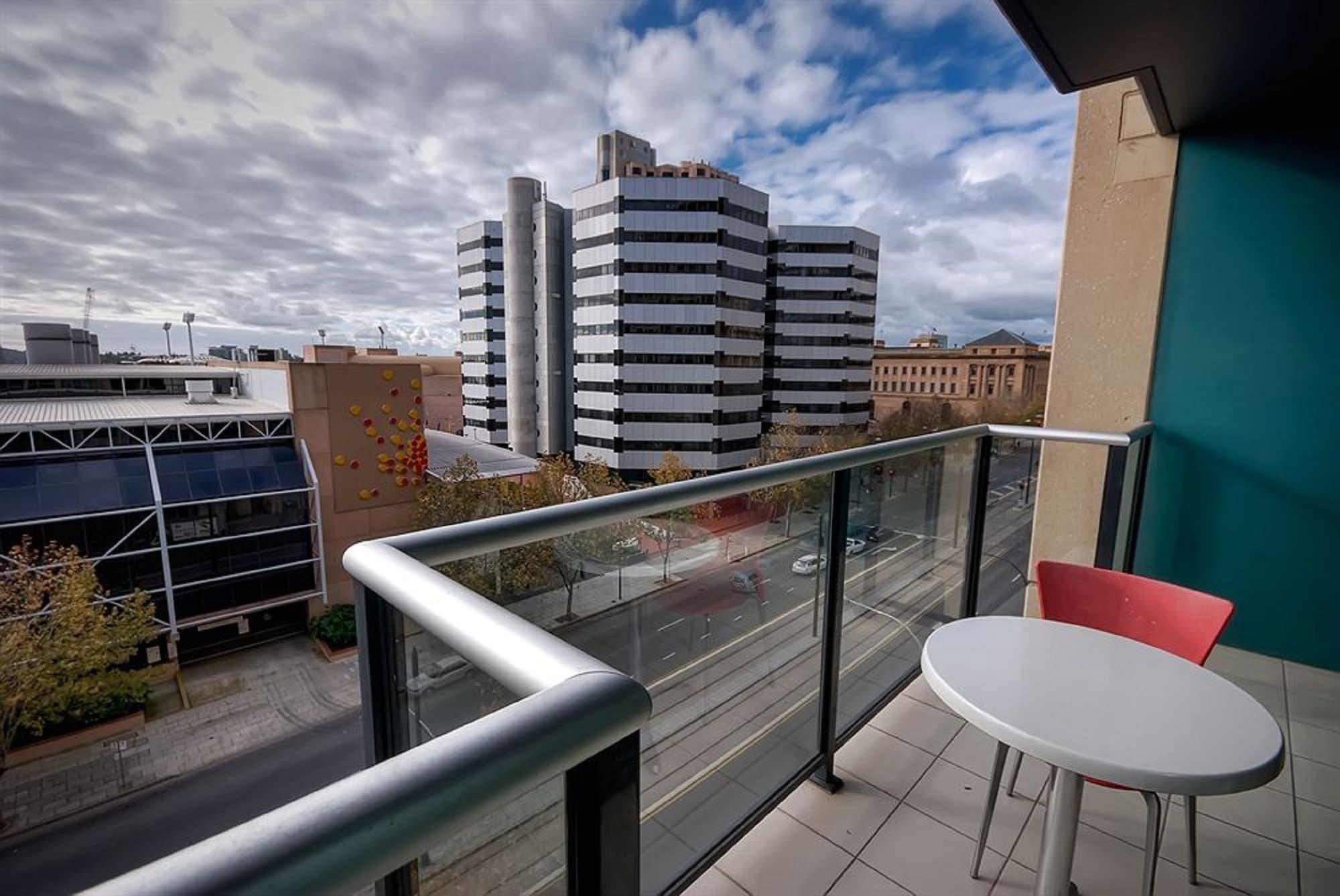 La Loft Apartments North Terrace Adelaide Eksteriør bilde