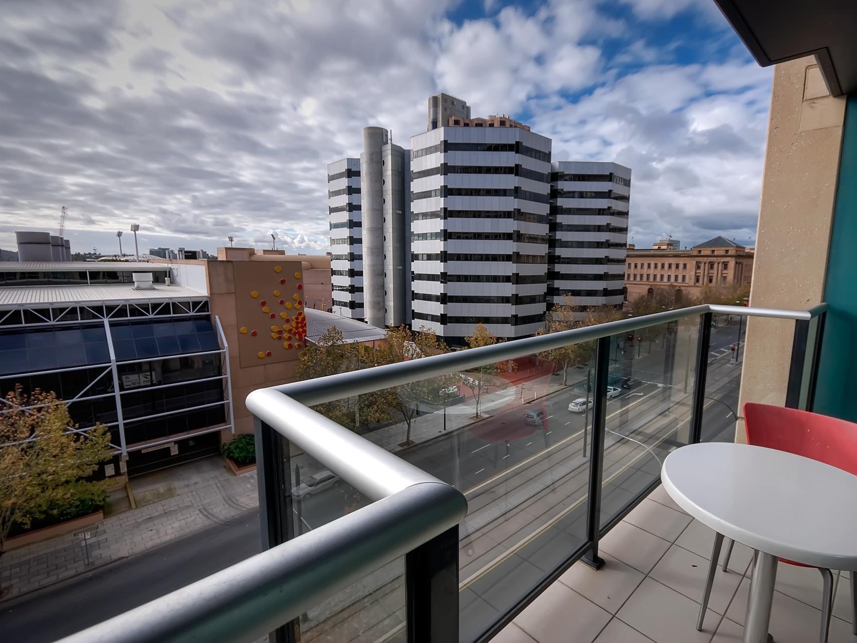 La Loft Apartments North Terrace Adelaide Eksteriør bilde